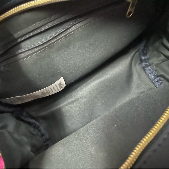 blue crossbody bag with gold handle - Picture 5 of 7